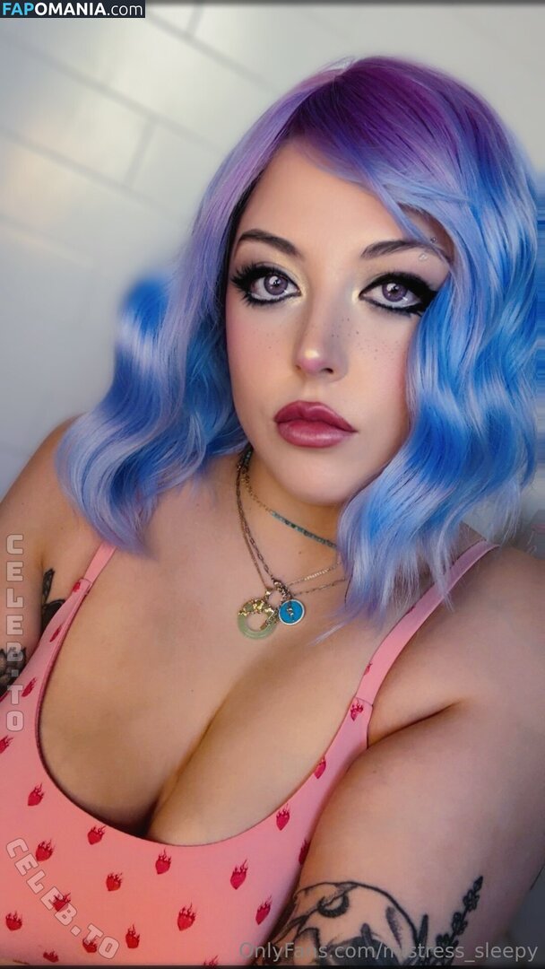 Goddess_sleepy / goddesssleepyy / https: / sleepyqtcat Nud OnlyFans  Fotografie scursă #13