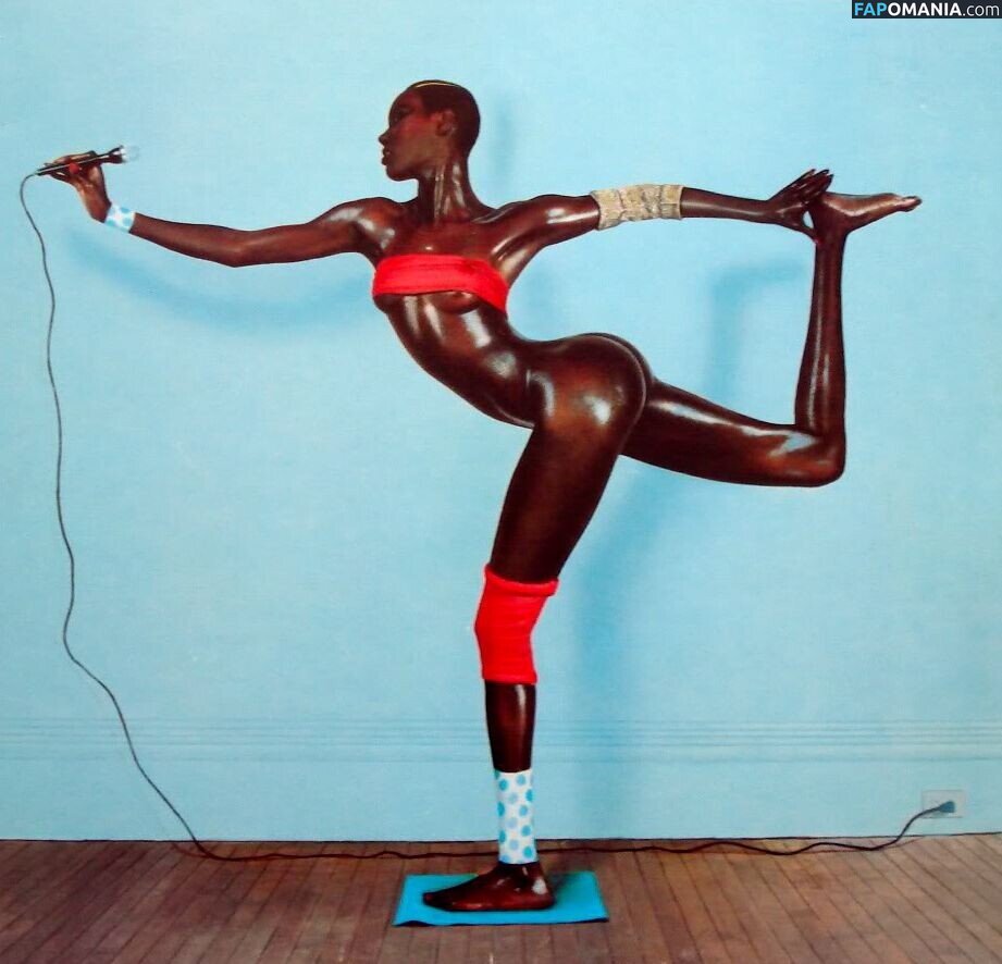 Grace Jones / gracejonesofficial / https: Nud OnlyFans  Fotografie scursă #2