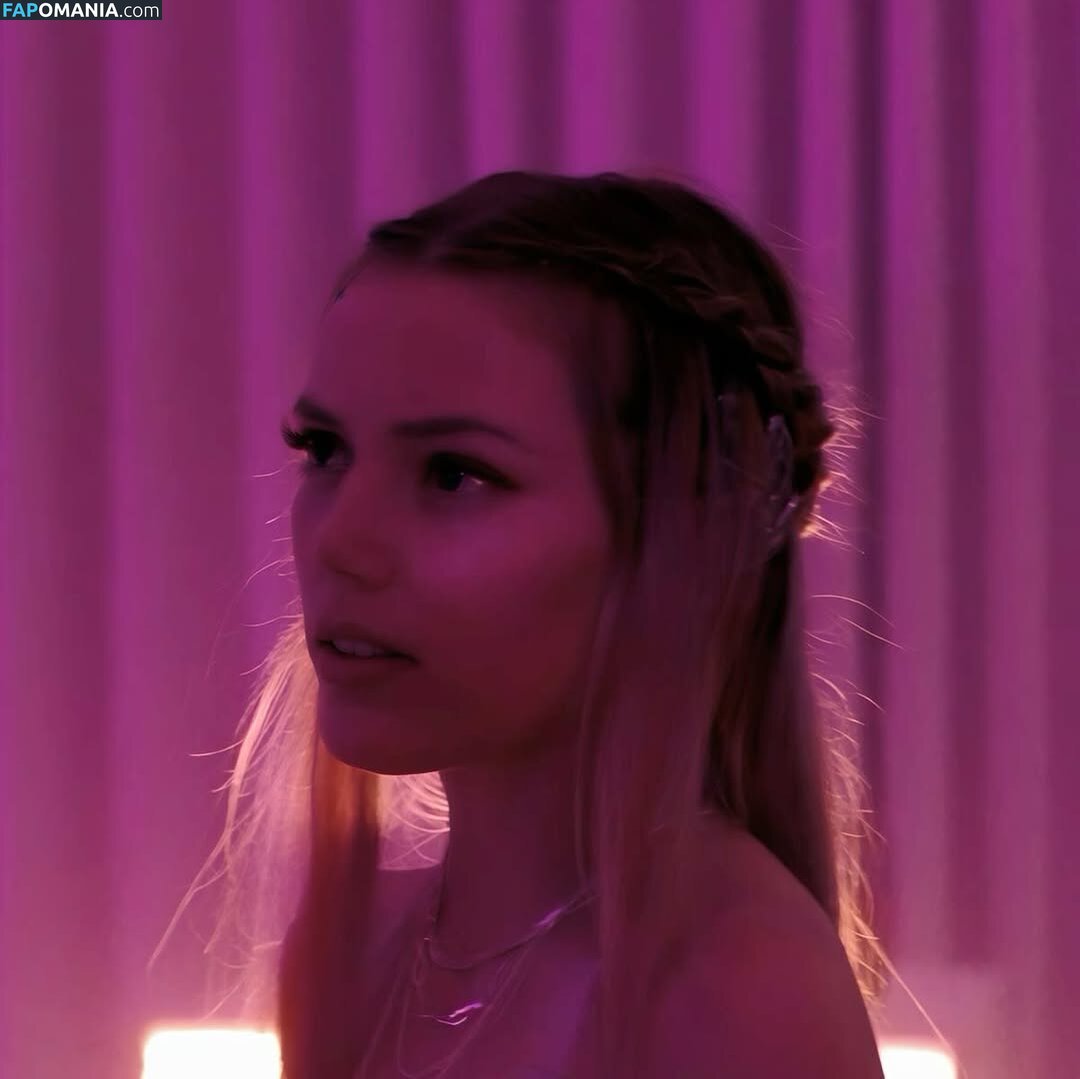 Grace Van Dien / gracevandien Nud OnlyFans  Fotografie scursă #10