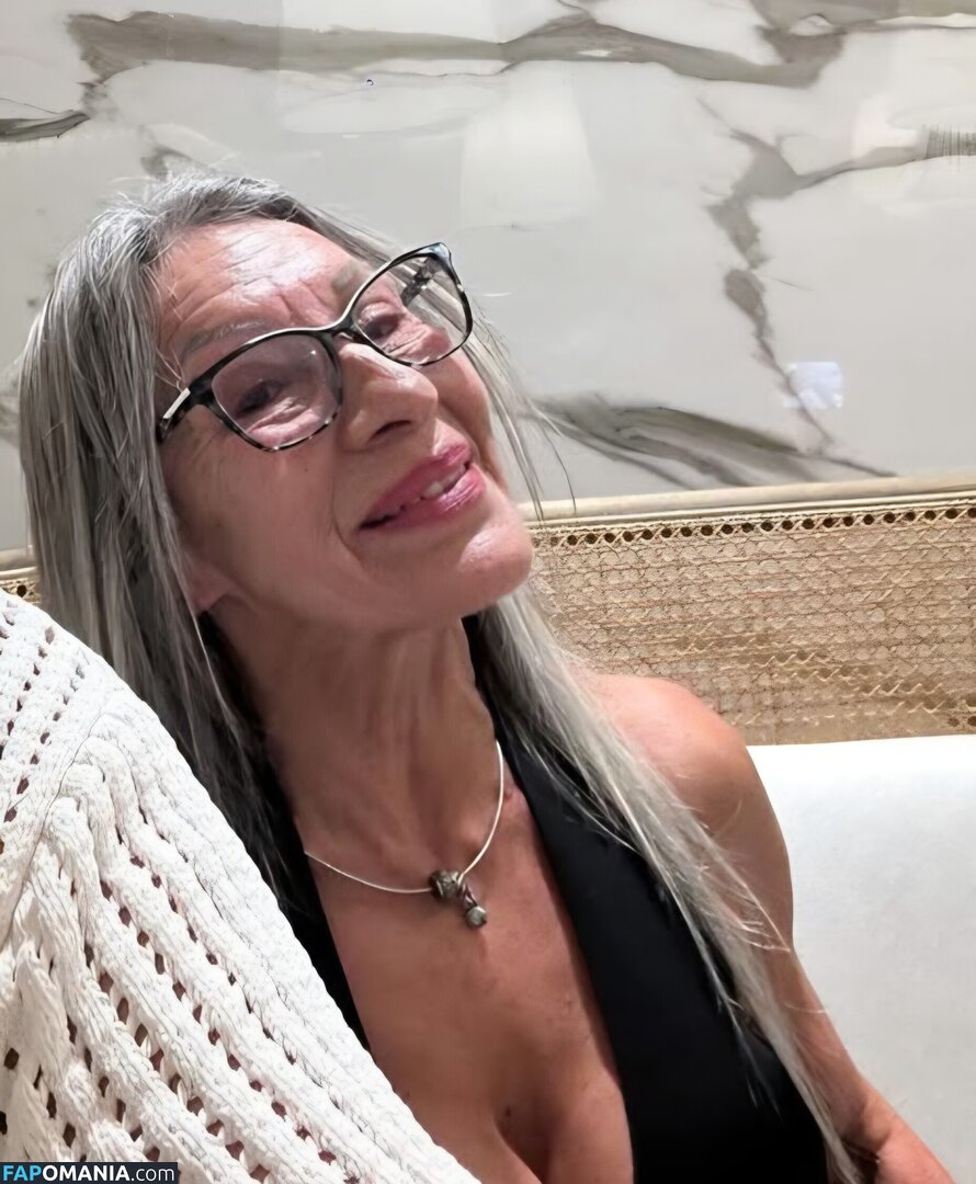 Tania Maria Martins / grandmathediamond / tania.mariamartins Nud OnlyFans  Fotografie scursă #3