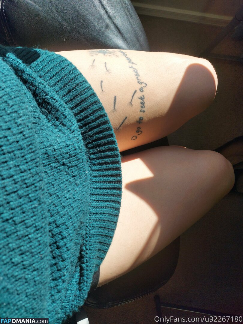 greensweater Nud OnlyFans  Fotografie scursă #1