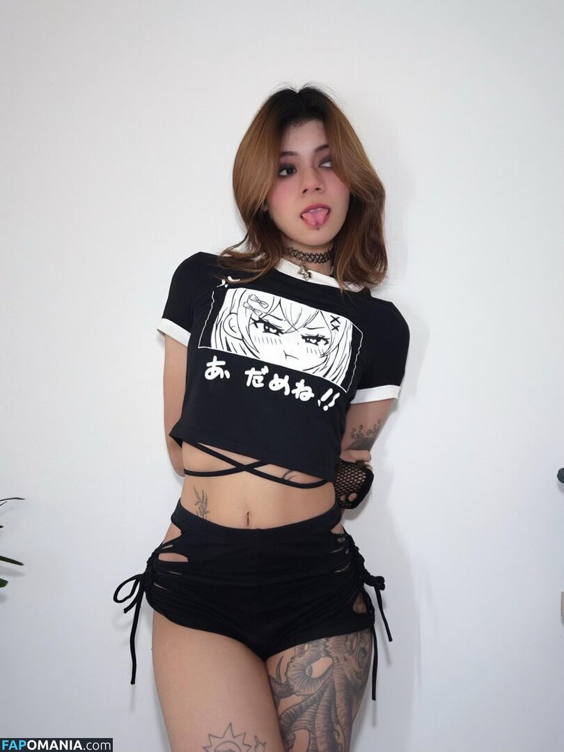 Guinny / https: / mariinovember Nud OnlyFans  Fotografie scursă #13