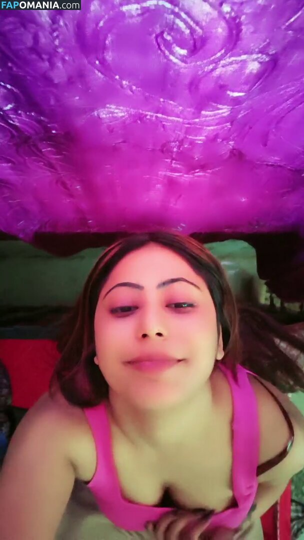 Gurpreet Kaur / https: / im_gurpreet.kaur Nud OnlyFans  Fotografie scursă #1