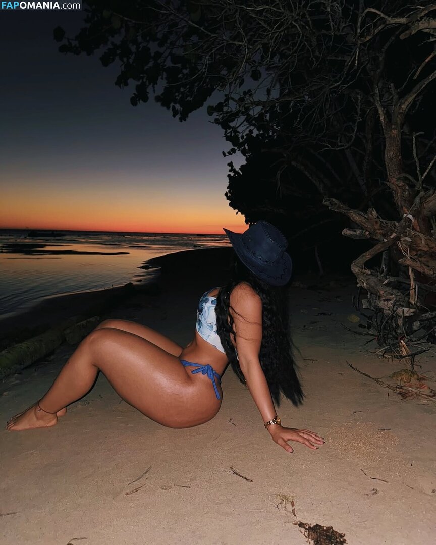 Genesis vargas / Gvargas_20 Nud OnlyFans  Fotografie scursă #14