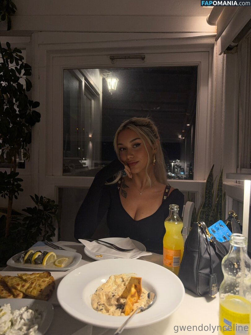 gwendoceline / gwendolynceline / https: Nud OnlyFans  Fotografie scursă #58