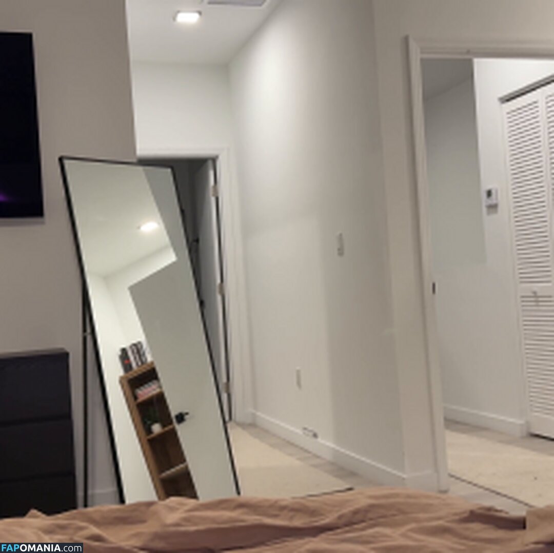 Gypsy Rose / Gypsyrose_137 / gypsygeyser / gypsyrose5star / https: / riotgypsyrose Nud OnlyFans  Fotografie scursă #1