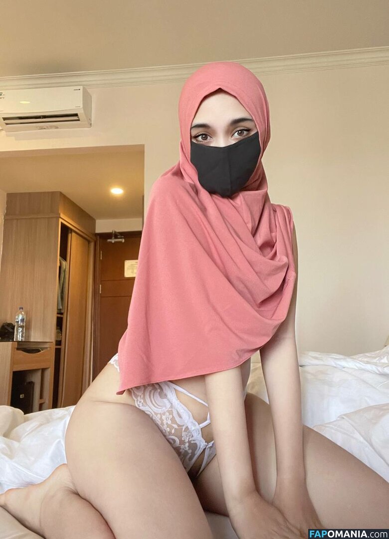  / CamillaReese / HabibtiSalma / HijabCamilla / nazley272 Nud OnlyFans  Fotografie scursă #1