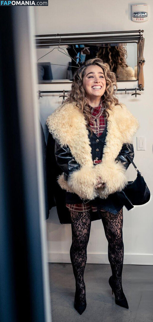 Haley Lu Richardson / haleyluhoo Nud OnlyFans  Fotografie scursă #201