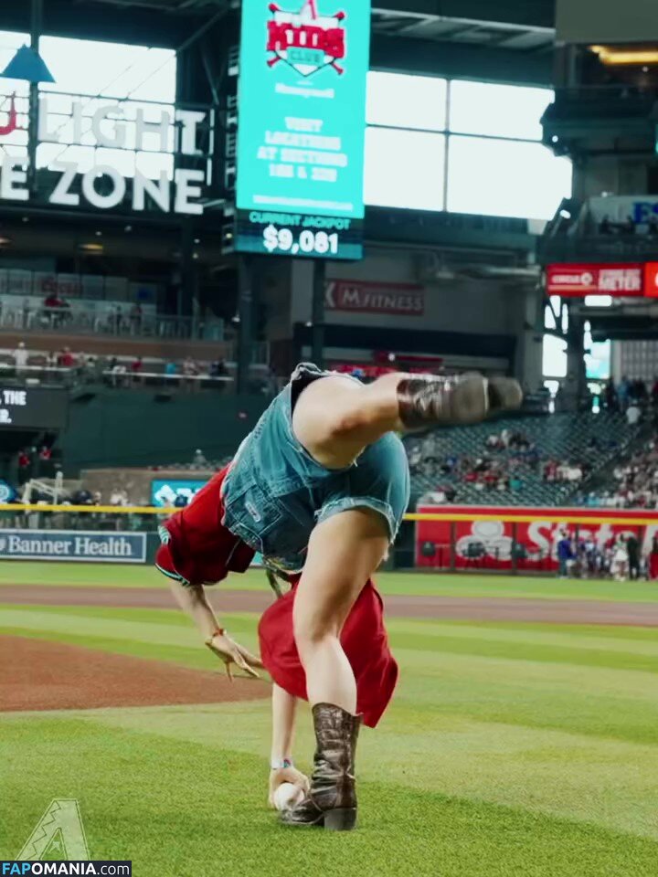 Haley Lu Richardson / haleyluhoo Nud OnlyFans  Fotografie scursă #209