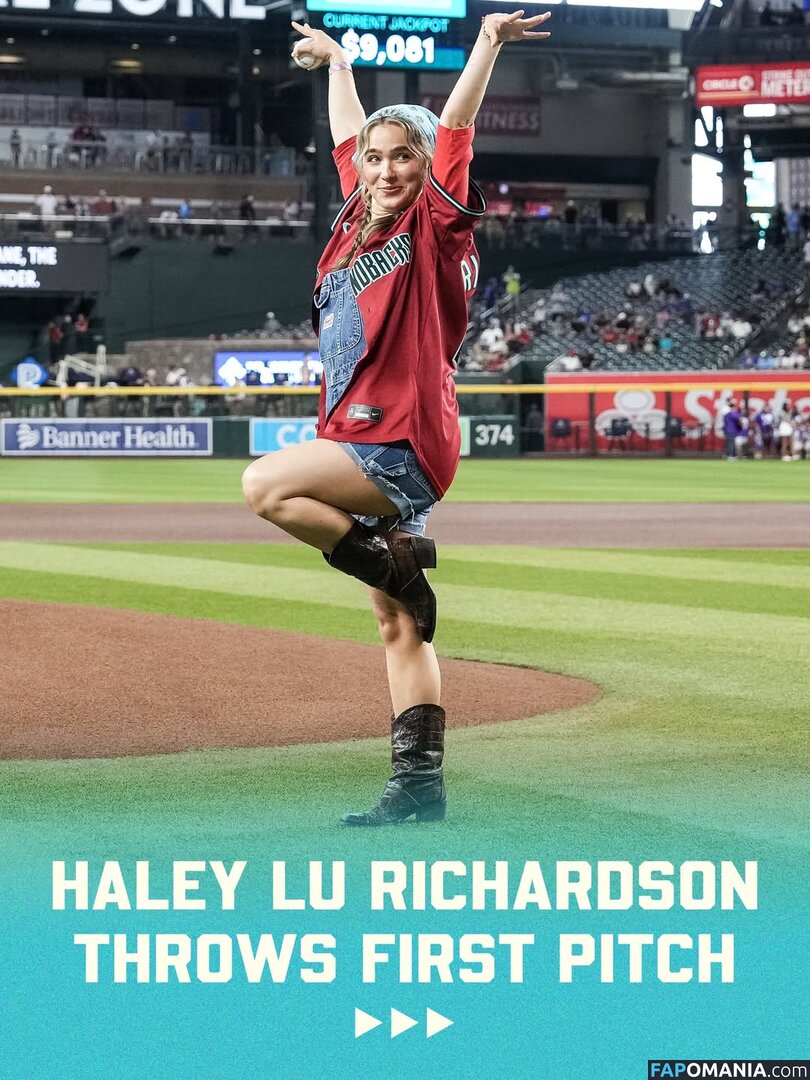 Haley Lu Richardson / haleyluhoo Nud OnlyFans  Fotografie scursă #216