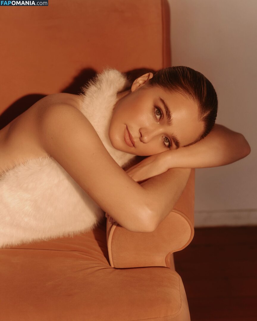 Haley Lu Richardson / haleyluhoo Nud OnlyFans  Fotografie scursă #218