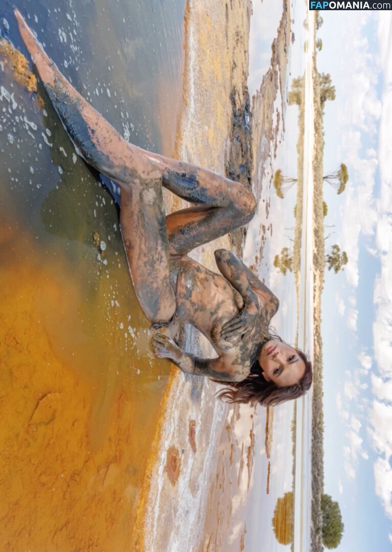 hanniessy Nud OnlyFans  Fotografie scursă #3