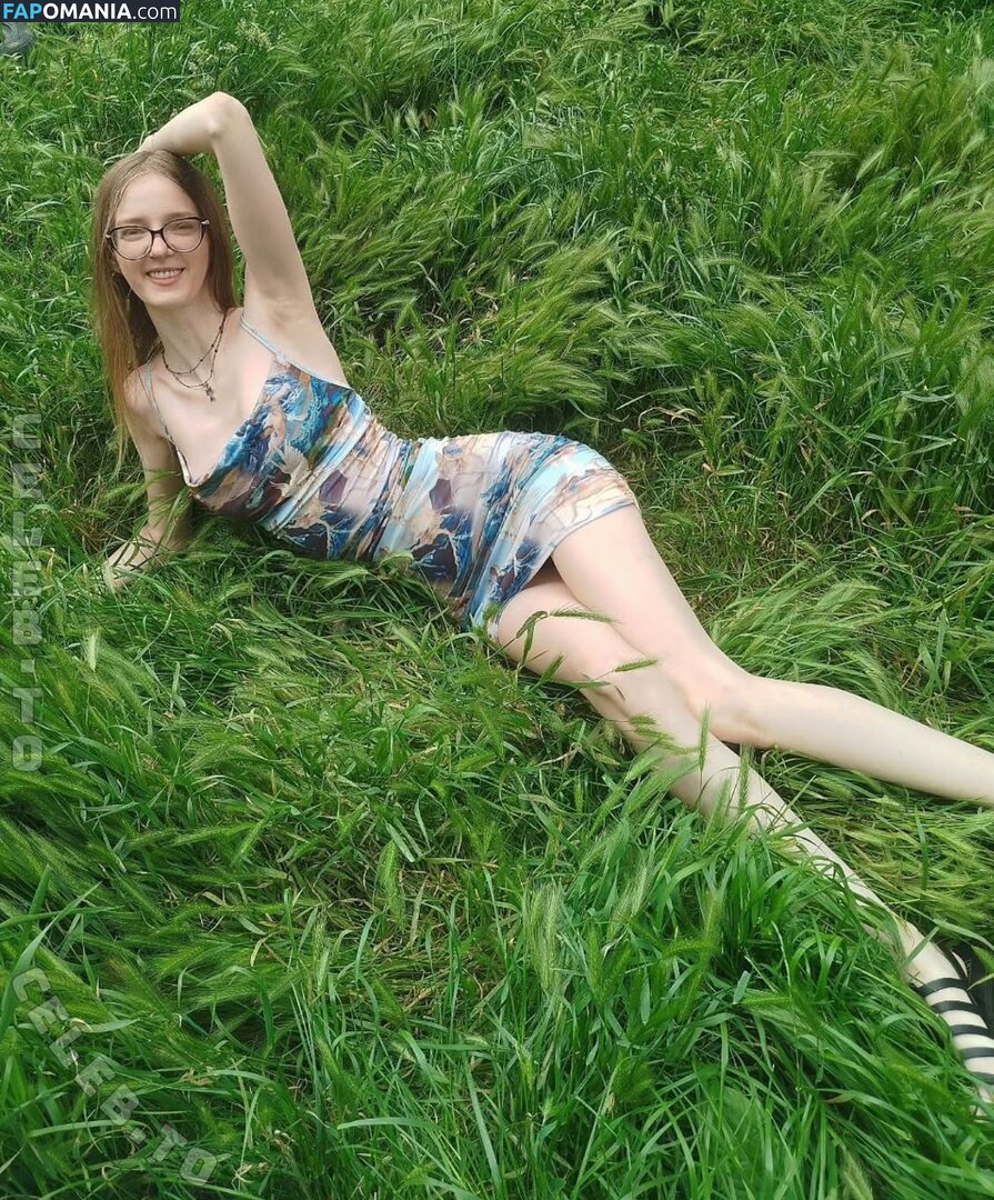 elen.meln / helen_meln777 / melena17_ElenMeln Nud OnlyFans  Fotografie scursă #7