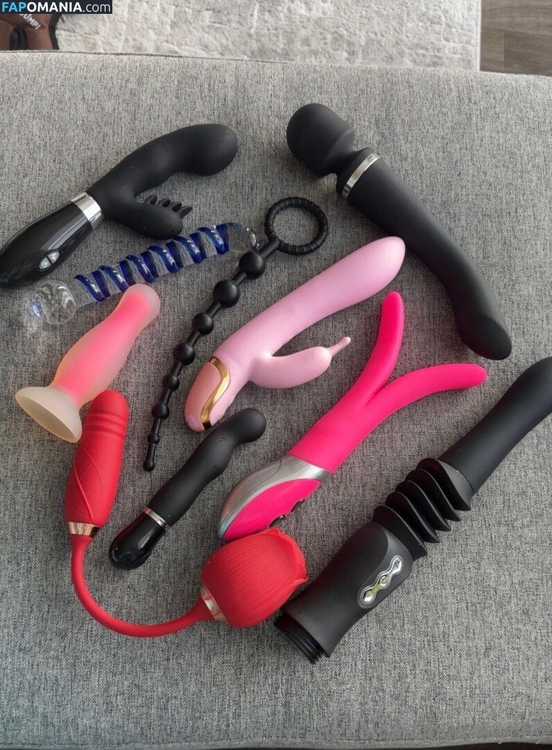 heluvmellybby / heluvmellyyy Nud OnlyFans  Fotografie scursă #3