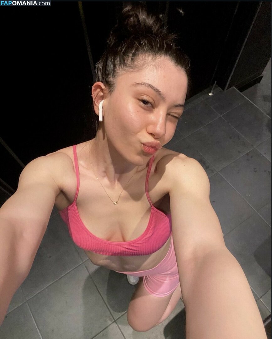 Hilal Fener / hilalfenerr / kittyshf1 Nud OnlyFans  Fotografie scursă #10
