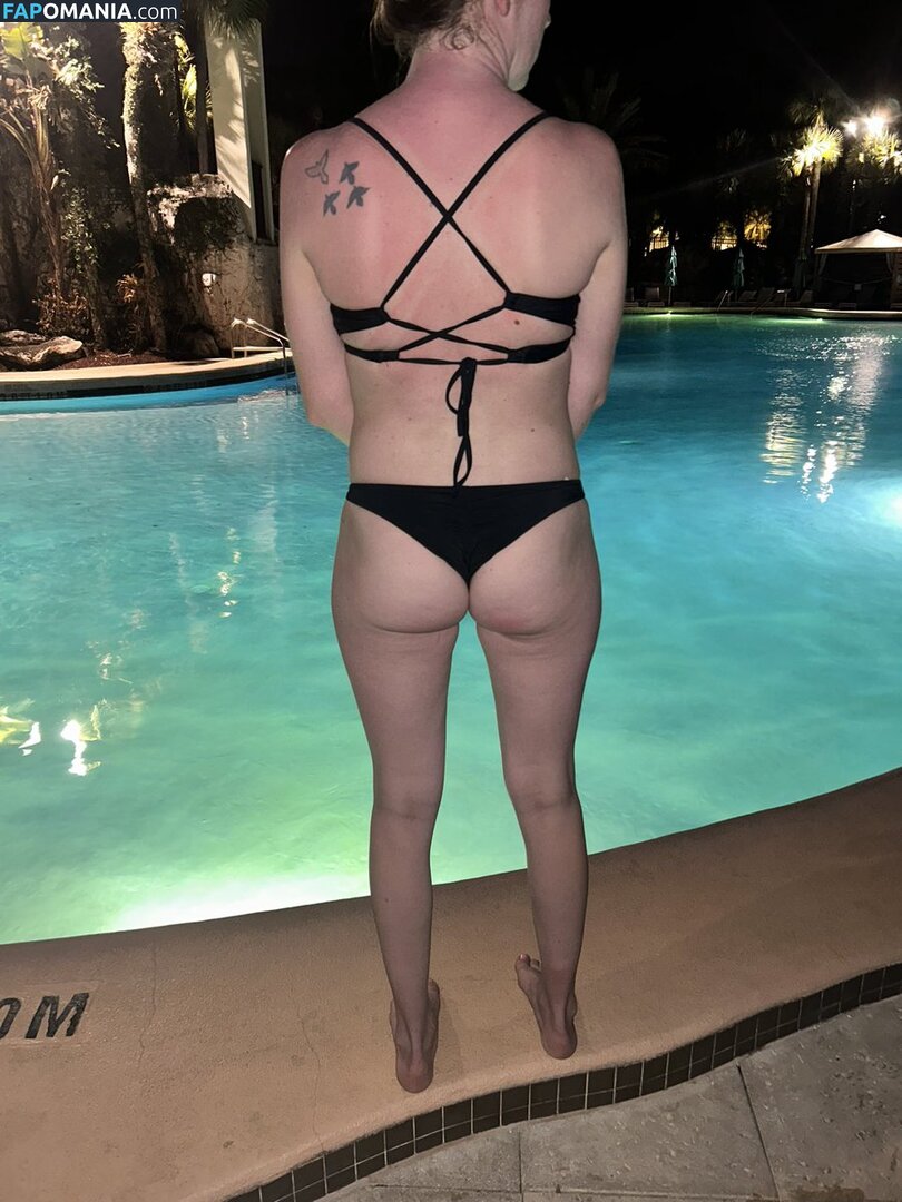 Hotblondemom12 Nud OnlyFans  Fotografie scursă #2