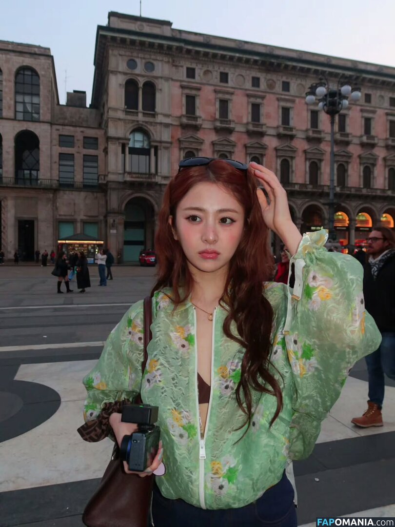 Huh Yunjin 허윤진 / LESSERAFIM / yunjin_lesserafims Nud OnlyFans  Fotografie scursă #26