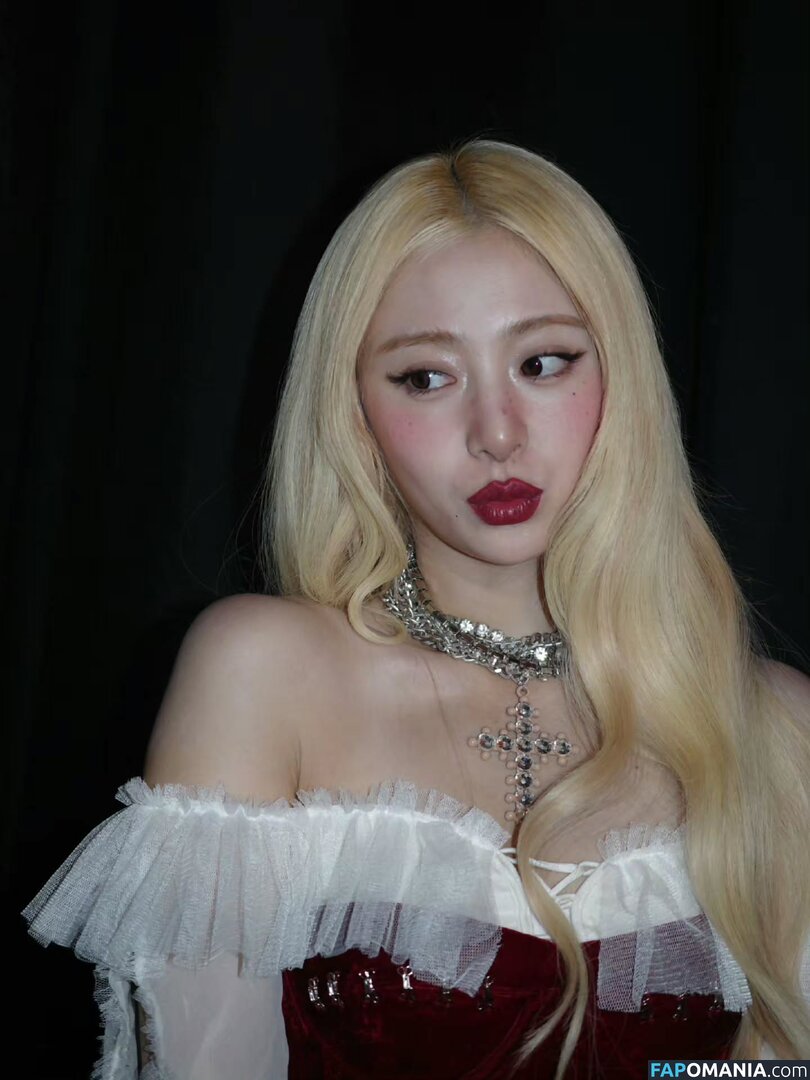 Huh Yunjin 허윤진 / LESSERAFIM / jenaissante Nud OnlyFans  Fotografie scursă #56