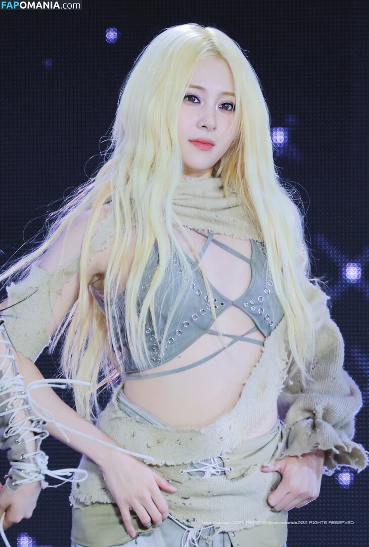 Huh Yunjin 허윤진 / LESSERAFIM / jenaissante Nud OnlyFans  Fotografie scursă #72