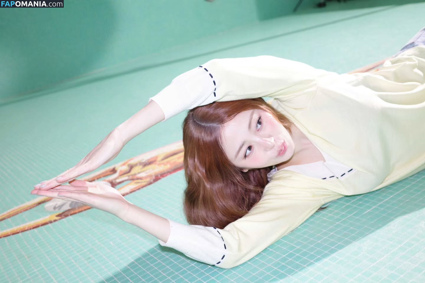 Huh Yunjin 허윤진 / LESSERAFIM / jenaissante Nud OnlyFans  Fotografie scursă #98