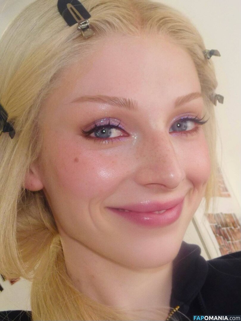 Hunter Schafer / hunterschafer Nud OnlyFans  Fotografie scursă #7