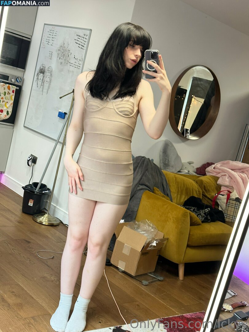 ickyy Nud OnlyFans  Fotografie scursă #77