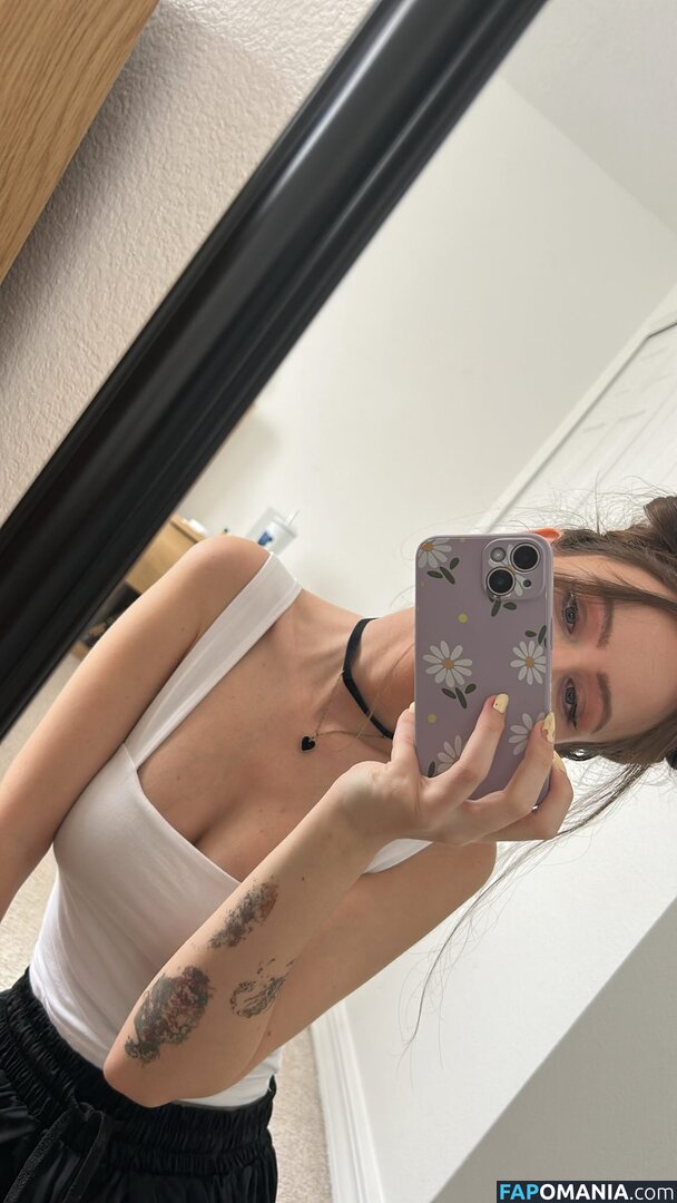 iiiZwerg Nud OnlyFans  Fotografie scursă #13