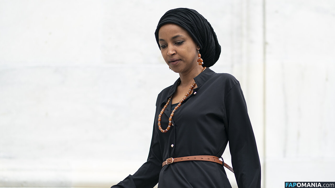 Ilhan Omar Nud OnlyFans  Fotografie scursă #2