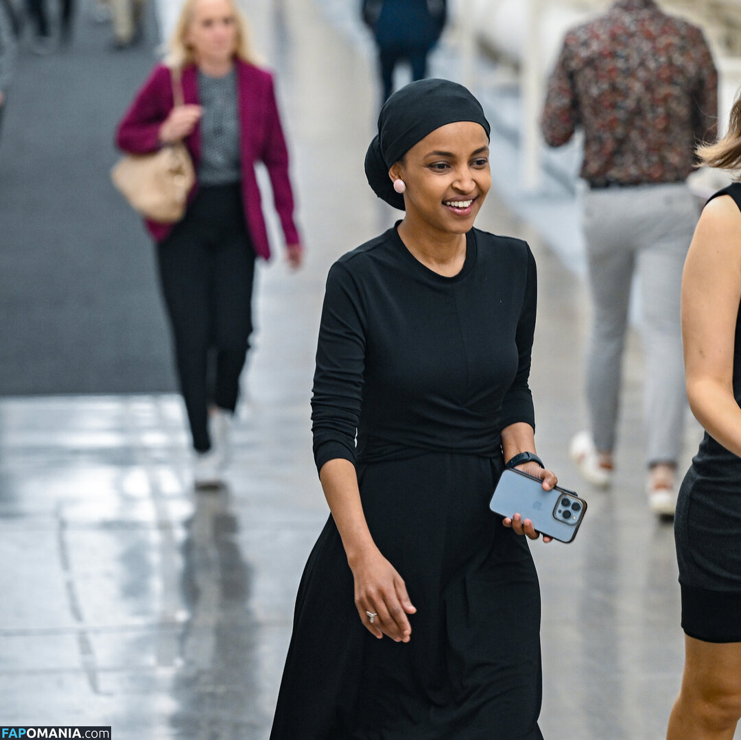 Ilhan Omar Nud OnlyFans  Fotografie scursă #4