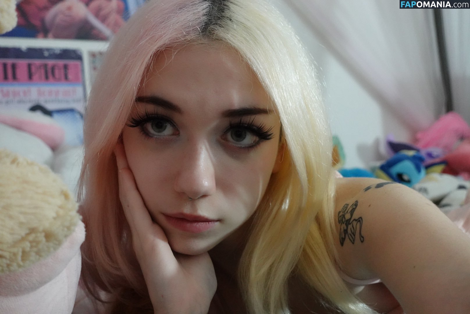 Iluvmeww / iluvmey Nud OnlyFans  Fotografie scursă #44