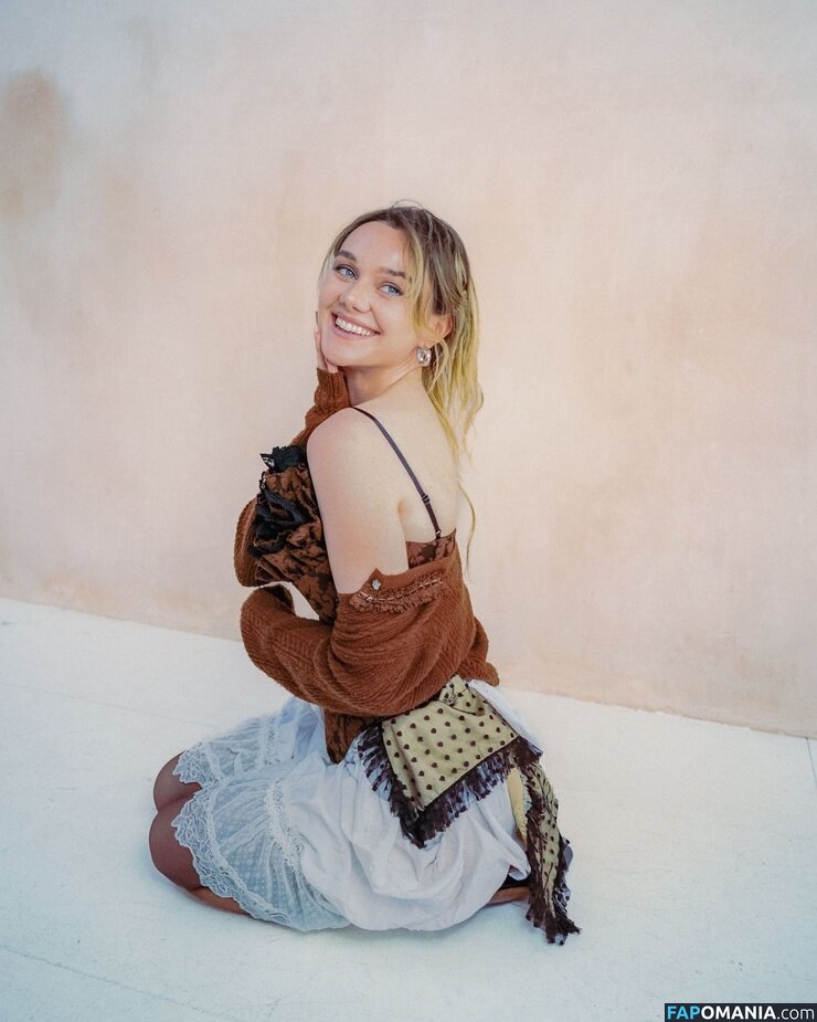 Imogen Waterhouse / https: / immywaterhouse Nud OnlyFans  Fotografie scursă #13