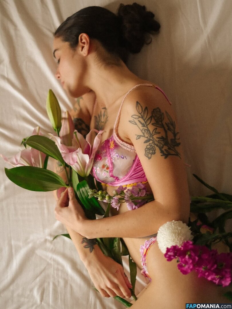 Imponderabile / imponderabile_ Nud OnlyFans  Fotografie scursă #3