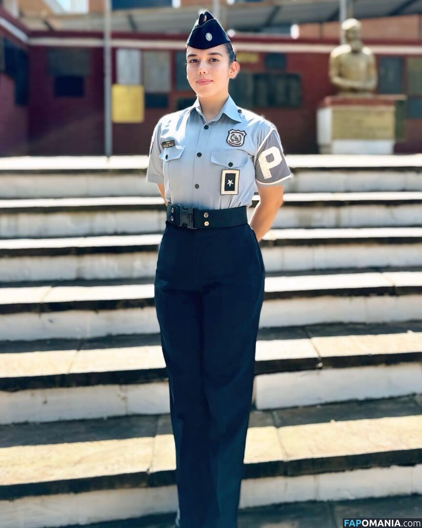 In And Out Uniform Nud OnlyFans  Fotografie scursă #45