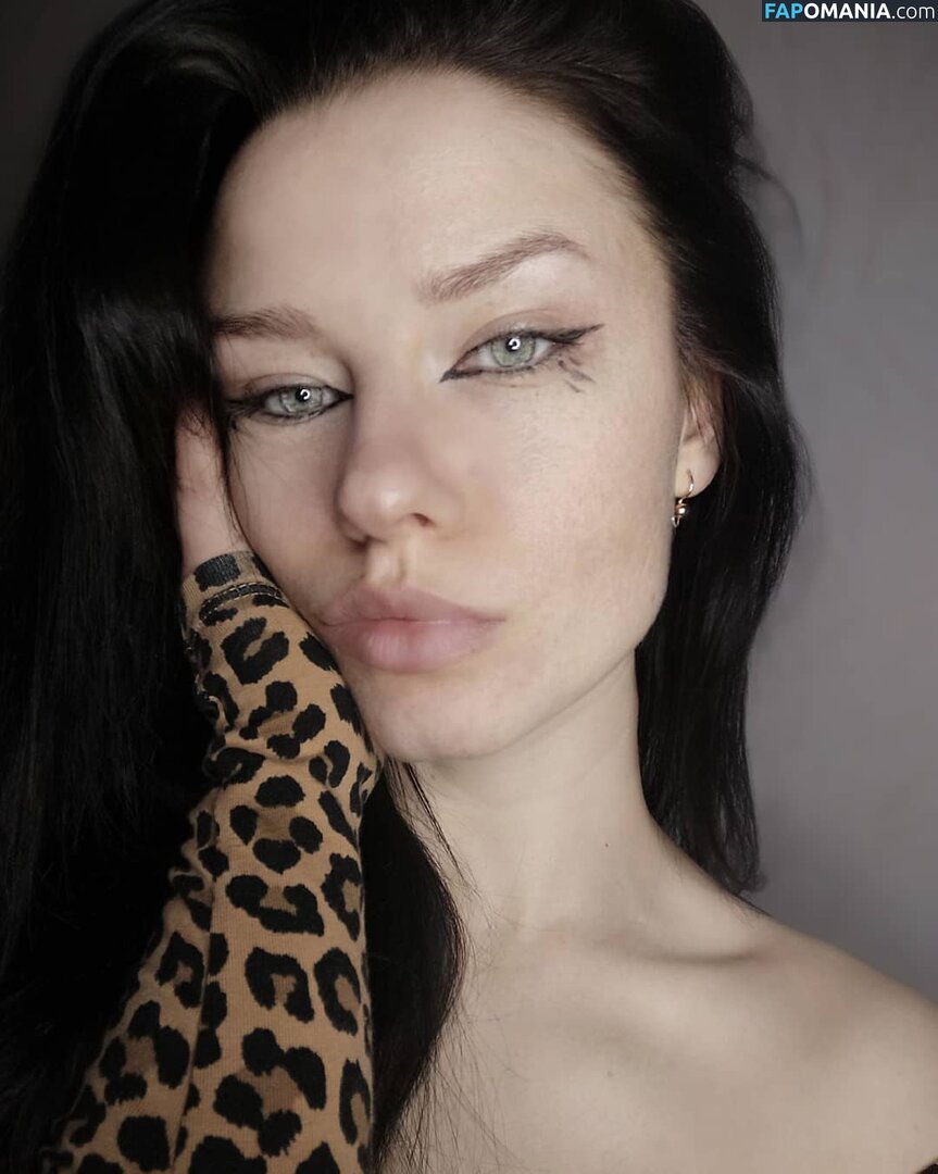 Anna / Innervus Nud OnlyFans  Fotografie scursă #2450