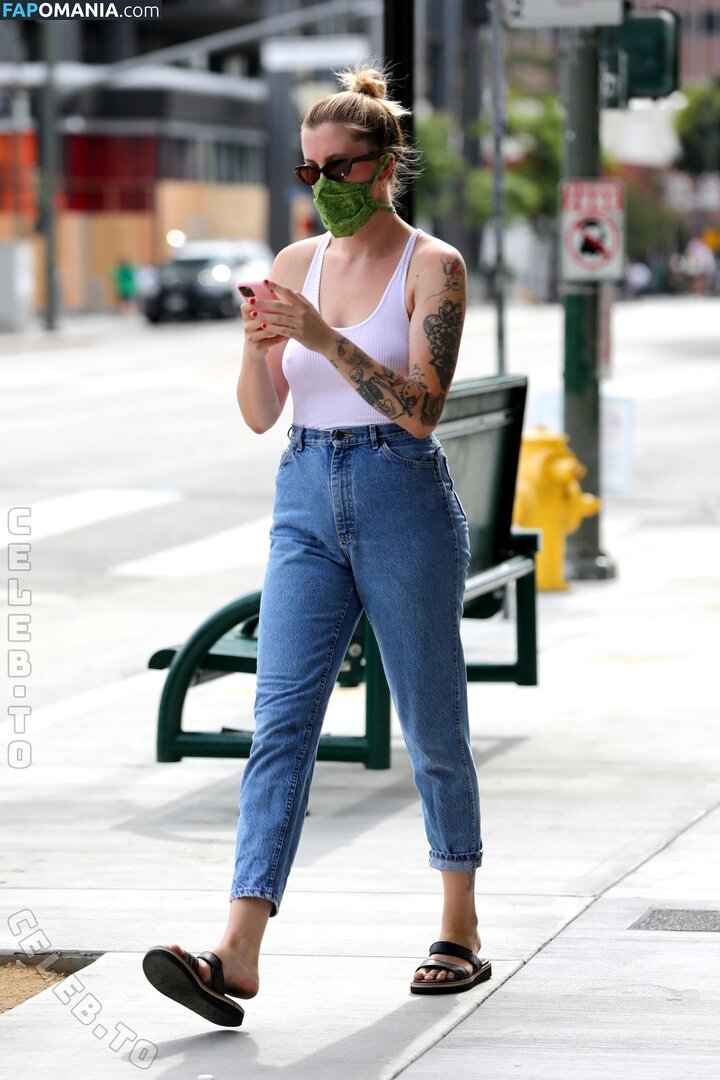 Ireland Baldwin / chloebaldwin... / irelandbasingerbaldwin / irelandirelandireland Nud OnlyFans  Fotografie scursă #236