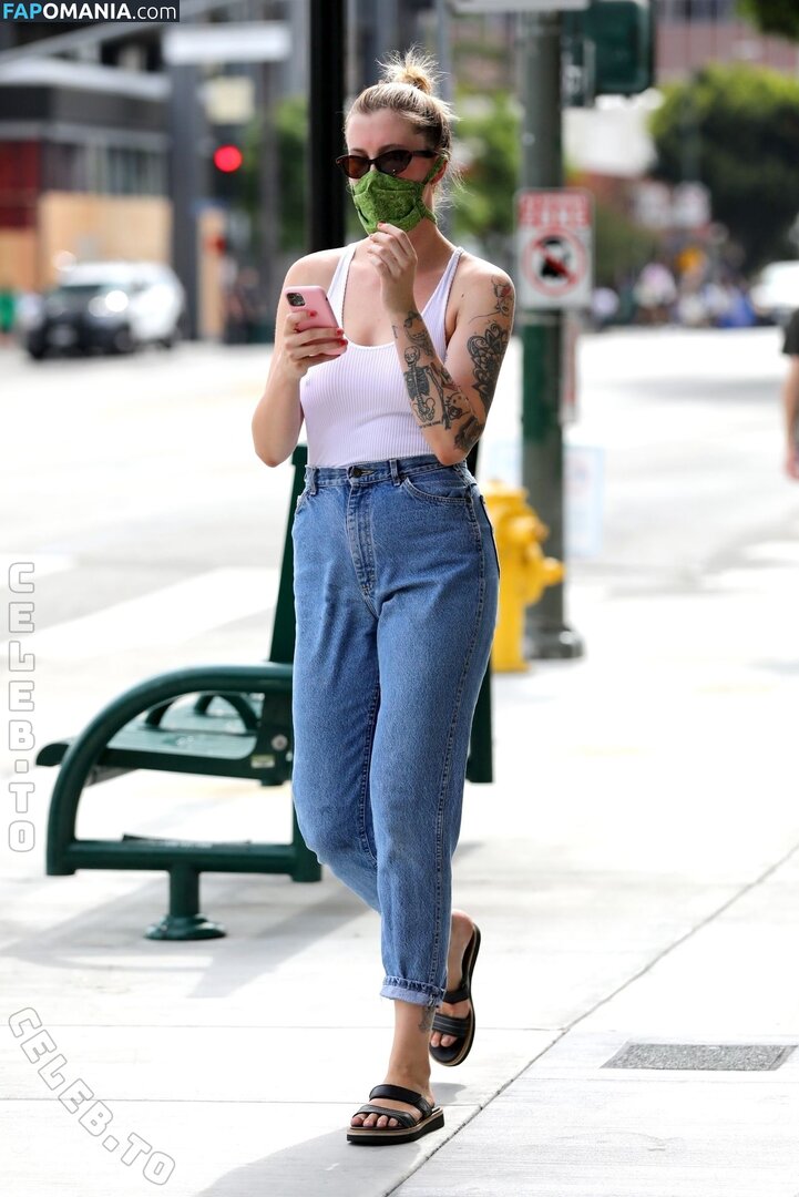Ireland Baldwin / chloebaldwin... / irelandbasingerbaldwin / irelandirelandireland Nud OnlyFans  Fotografie scursă #238