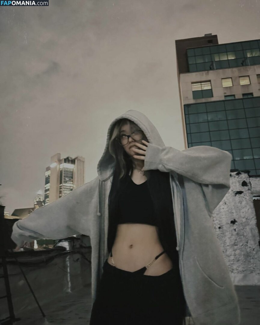 Irene Wong / ennidwong / hty.04 Nud OnlyFans  Fotografie scursă #1