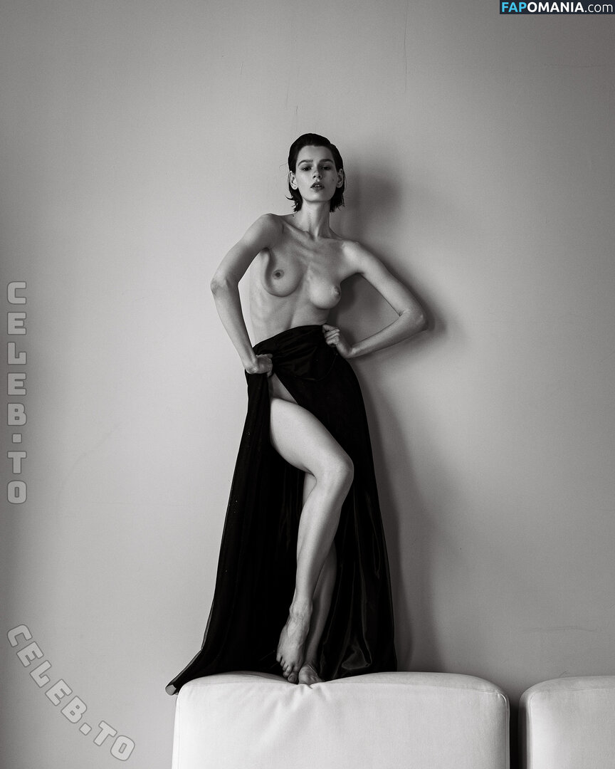 AmberQ / Irina Telicheva / Tasha / https: / irina_tlch Nud OnlyFans  Fotografie scursă #325