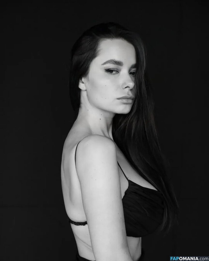 Irina Verina / irinassolo Nud OnlyFans  Fotografie scursă #3