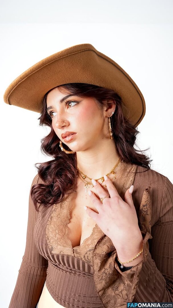 Iris Vallaranii / iris.vallaranii Nud OnlyFans  Fotografie scursă #2