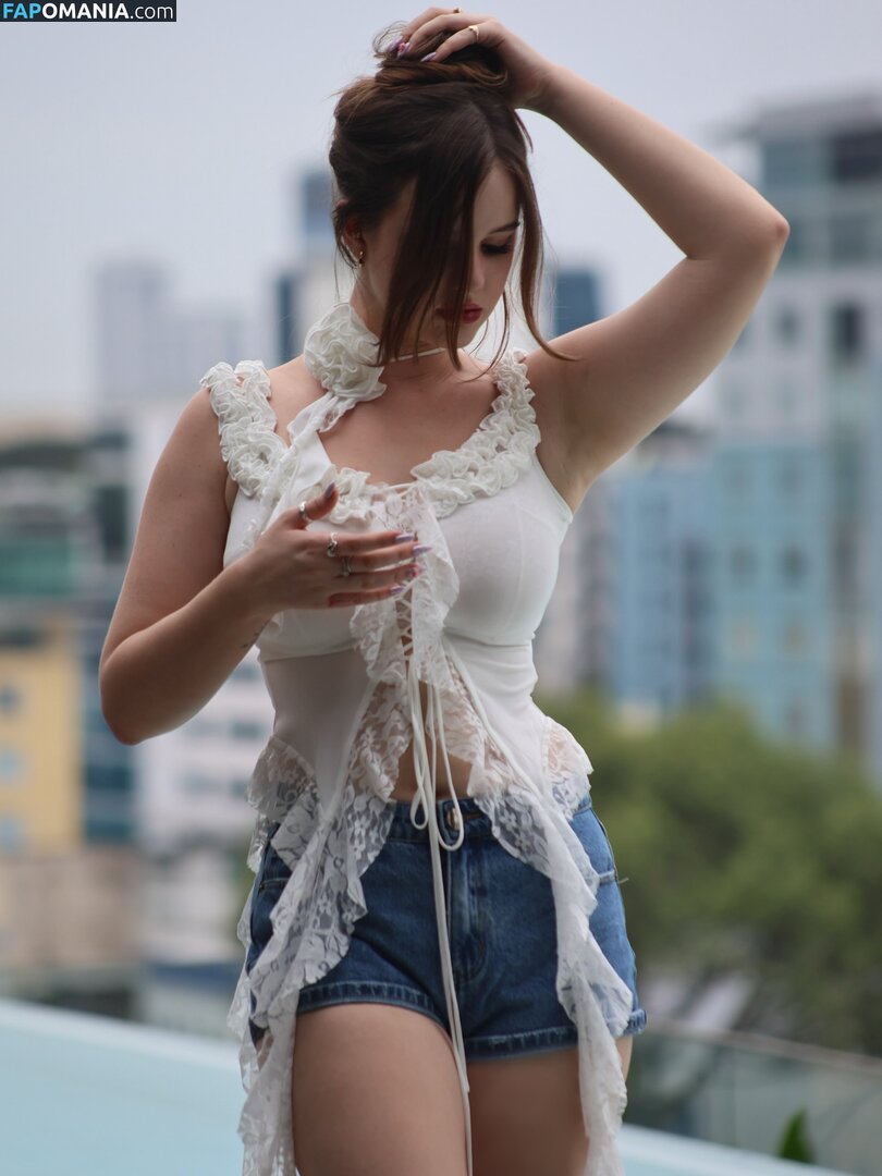 Isabella Ardley / isabella.110022 Nud OnlyFans  Fotografie scursă #3