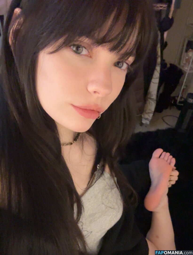 isizzly / isizzly  / isizzly / sizzlymizzly Nud OnlyFans  Fotografie scursă #4