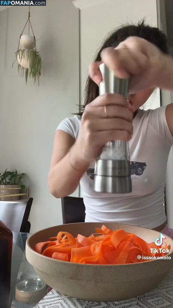 Issa Okamoto / issaokamoto Nud OnlyFans  Fotografie scursă #12