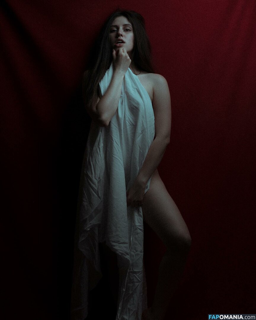 isyourgirlangie / isyourgirlangie_ Nud OnlyFans  Fotografie scursă #1