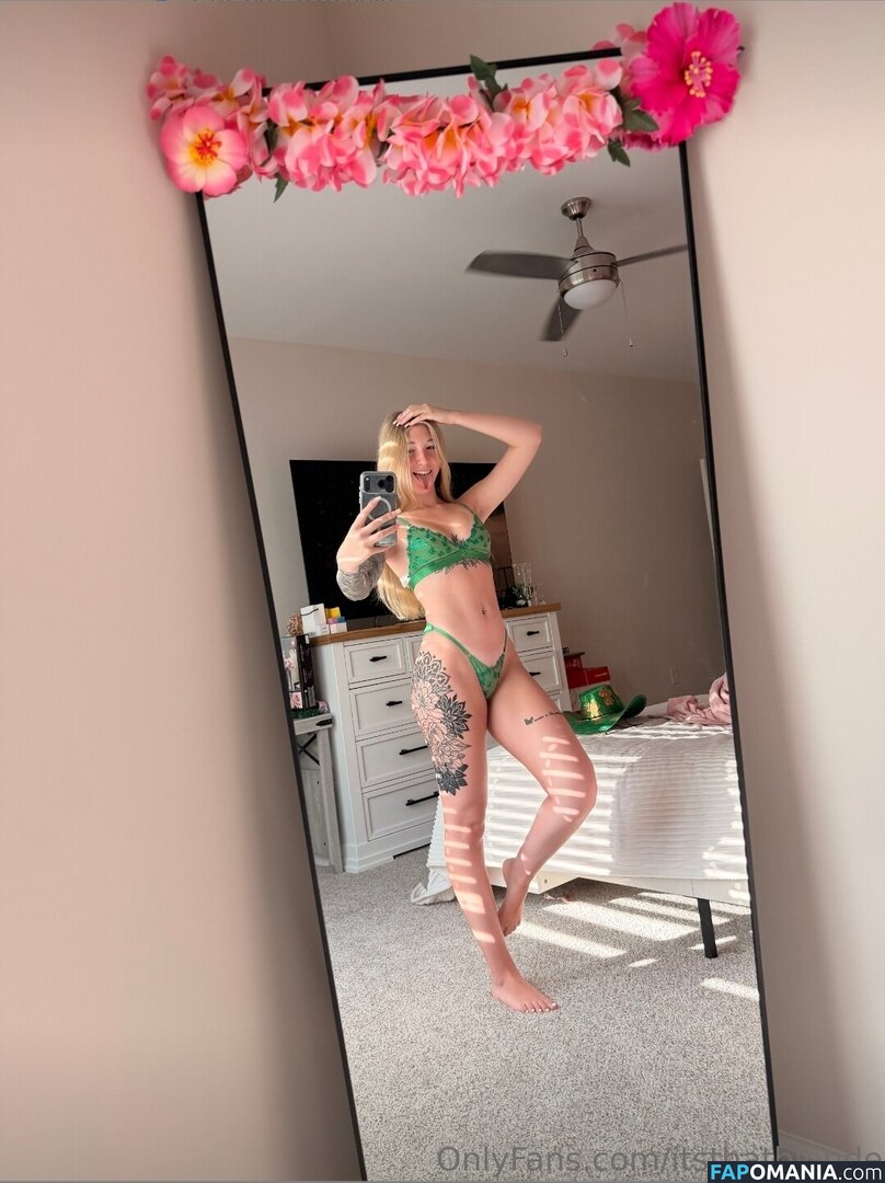 Hailey / Its_thatonetallgirl / akhailey01 / itsthatpinkypie Nud OnlyFans  Fotografie scursă #2