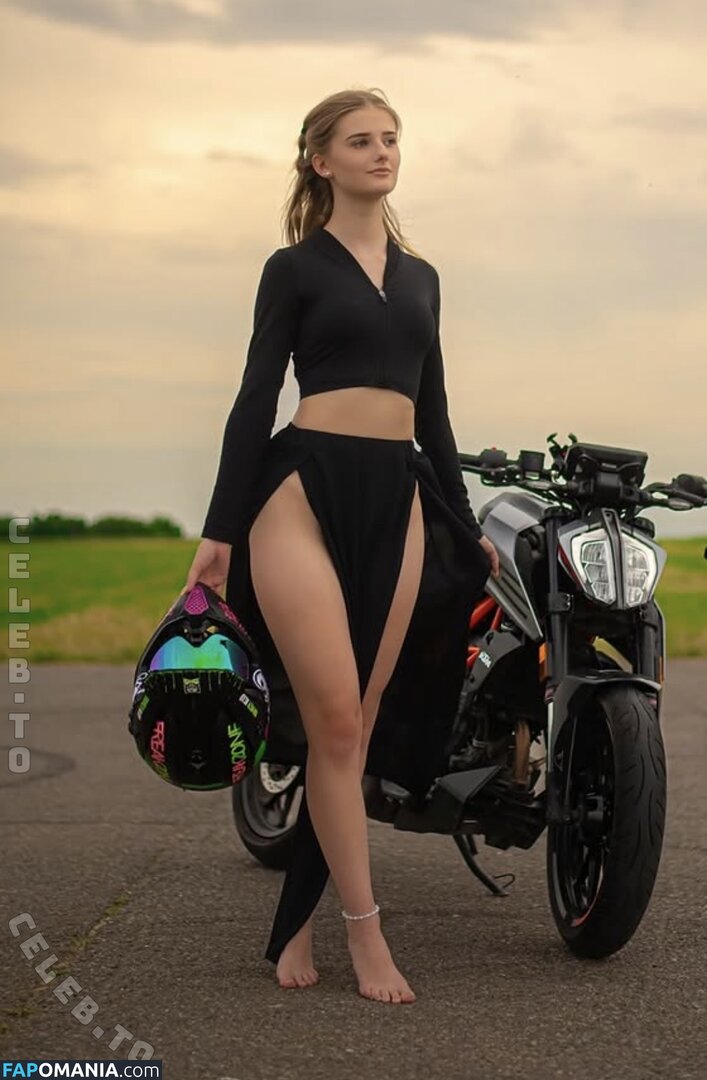 Its.tinx.vrq / its_t1n3 Nud OnlyFans  Fotografie scursă #24