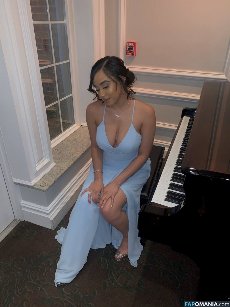 itsqueennovaa Nud OnlyFans  Fotografie scursă #2