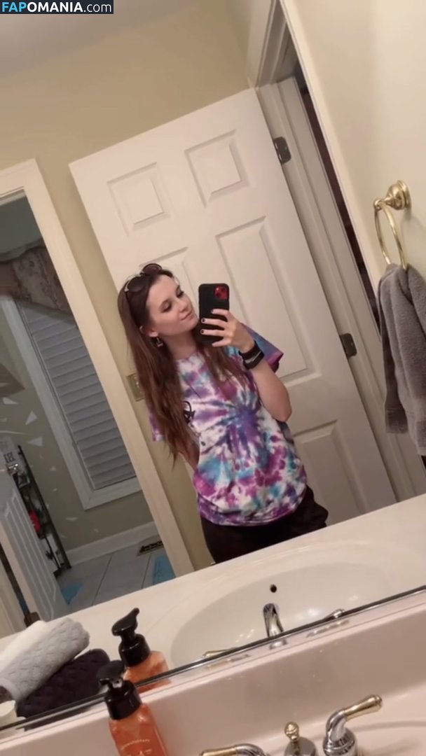 Izassassin Nud OnlyFans  Fotografie scursă #48