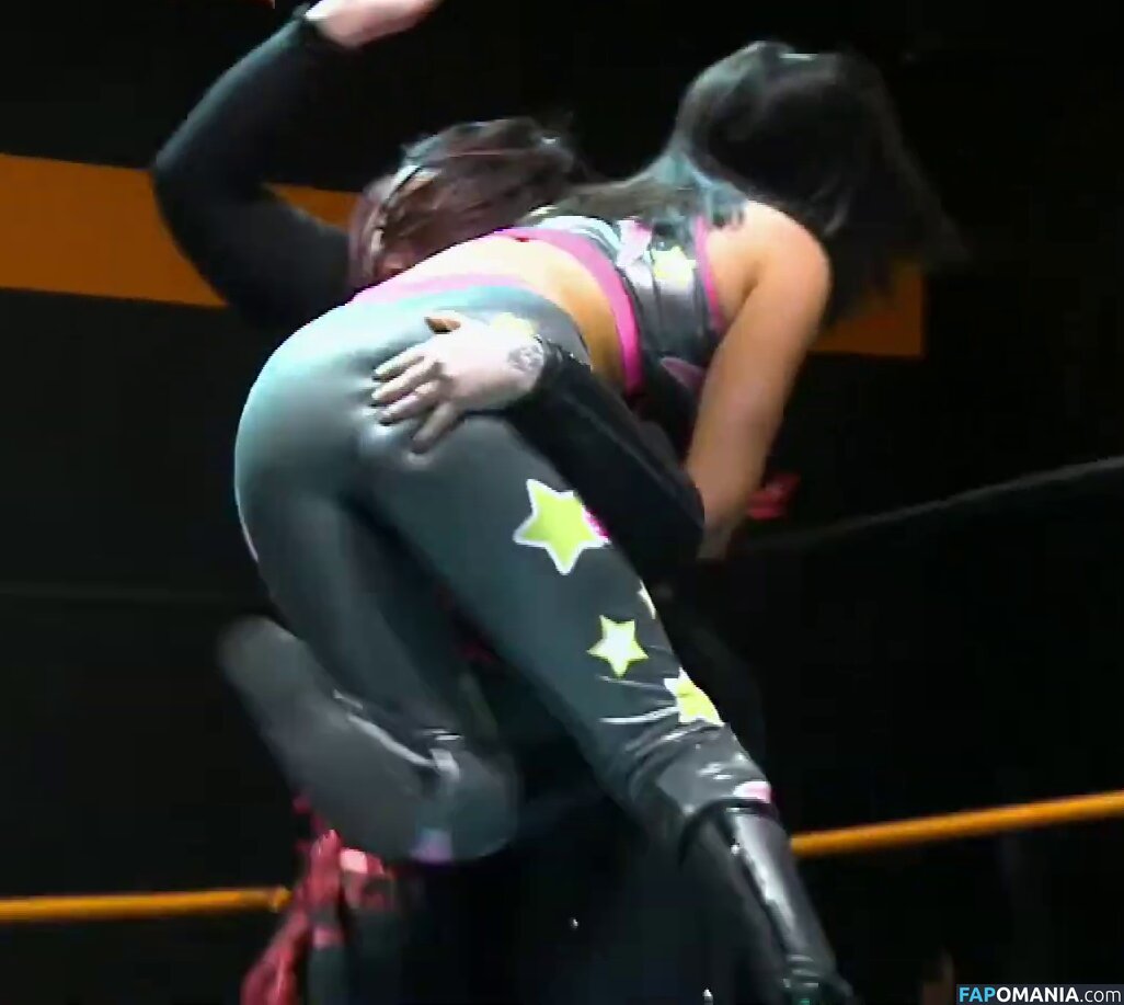 ItsIzzyMania / Izzy Moreno / WWYTWrestling Nud OnlyFans  Fotografie scursă #31