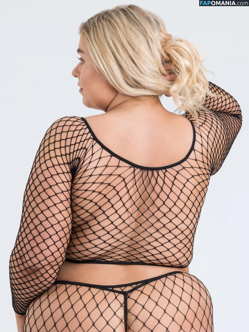 Izzy Nicholls / https: / isabelnichollsnall Nud OnlyFans  Fotografie scursă #30